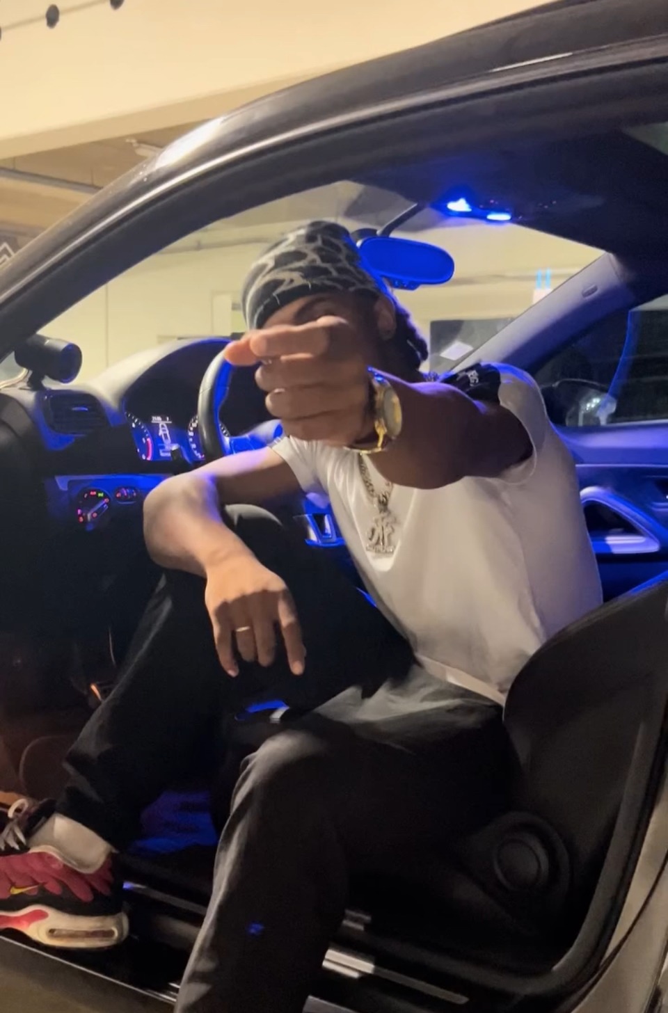 Profil de Inza, 18 ans, Rencontre Amicale à Arolla