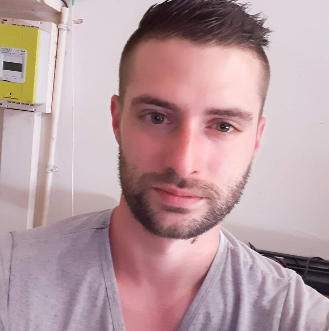 Profil de Irvine, 32 ans, Rencontre Amicale à Oberwald