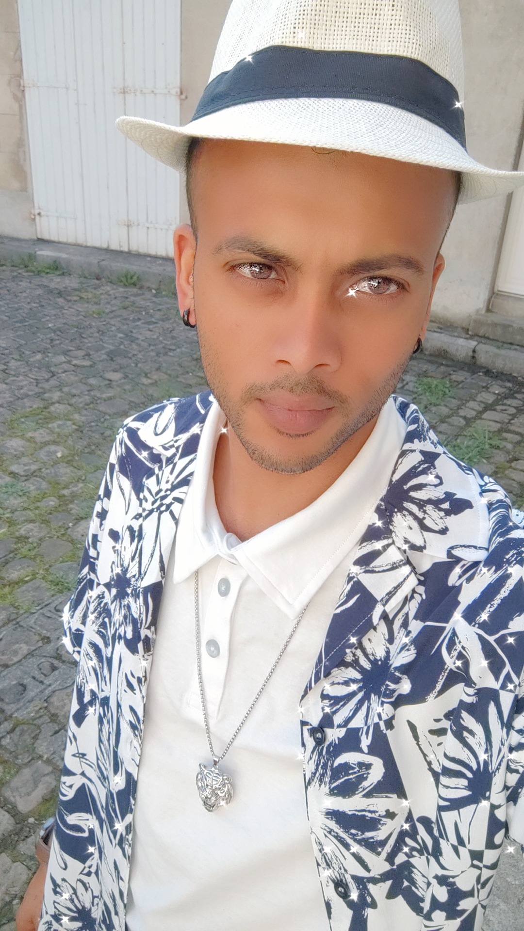 Profil de Faress, 29 ans, Rencontre Amicale à Luthern Bad