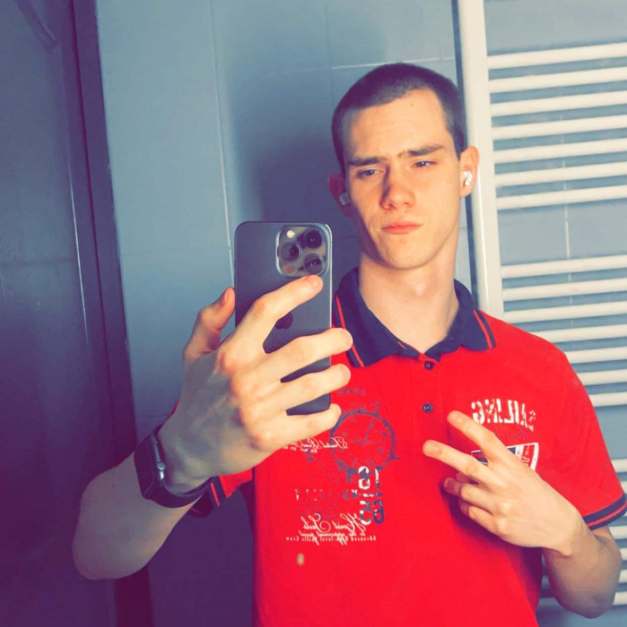 Profil de Sabih, 20 ans, Rencontre Amicale à Villars-Burquin