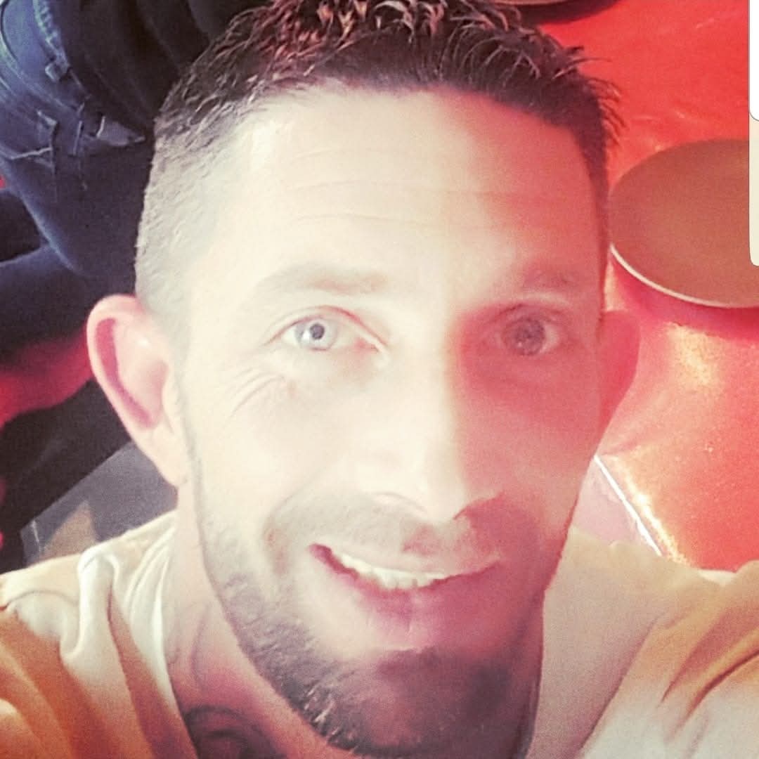 Profil de Esmael, 41 ans, Rencontre Amicale à Lüen