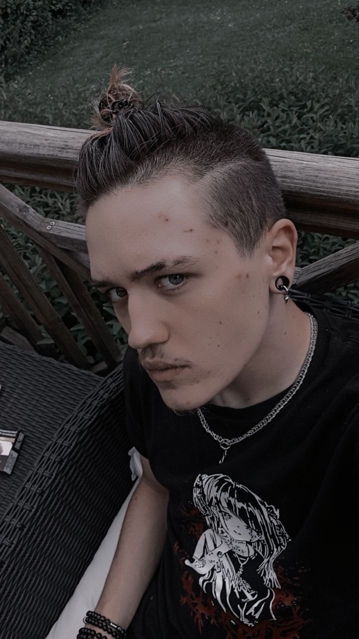 Profil de Evenor, 18 ans, Rencontre Amicale à Arolla