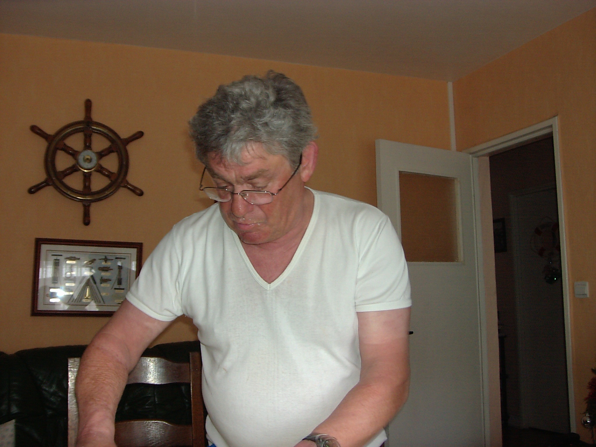 Profil de Houzefa, 55 ans, Rencontre Amicale à Kerns
