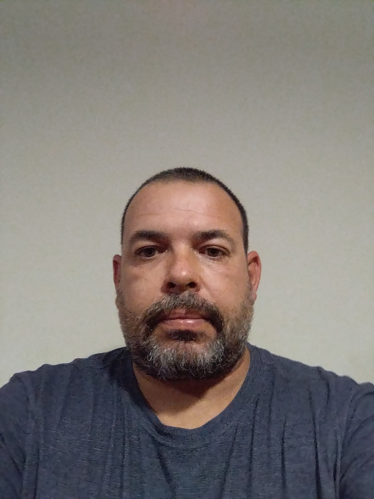 Profil de Muzaffer, 48 ans, Rencontre Amicale à Levron