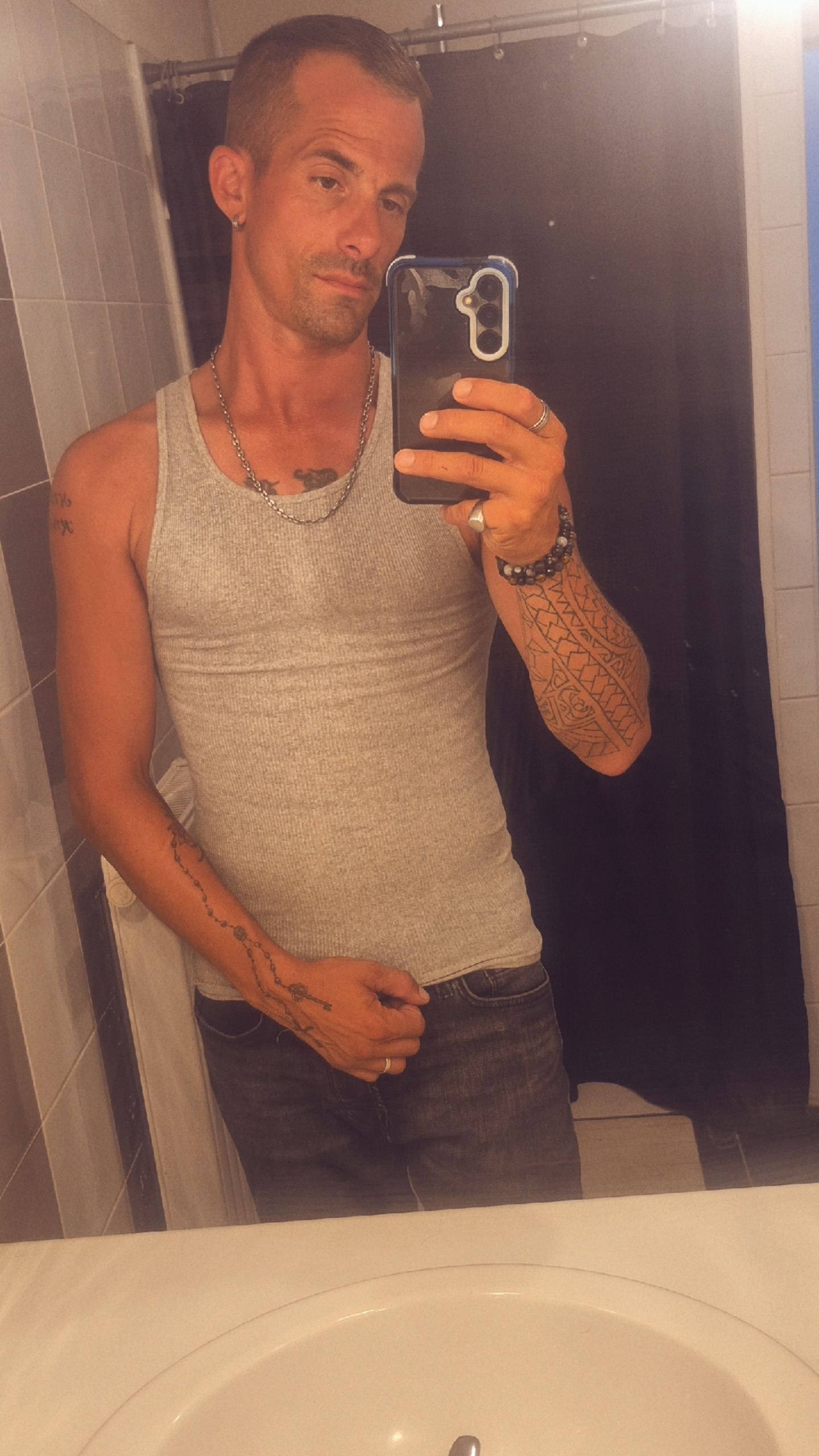 Profil de Mounir, 36 ans, Rencontre Amicale à Pailly