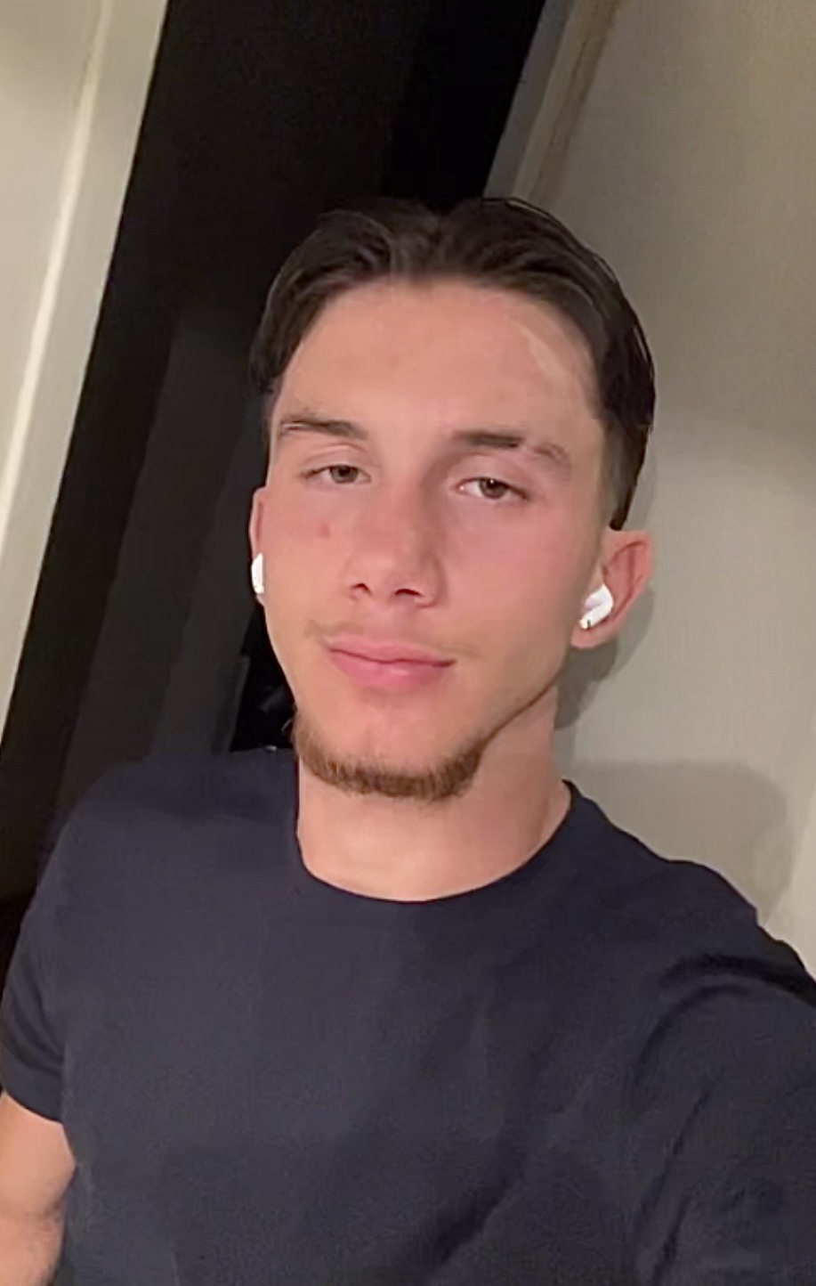 Profil de Faust, 20 ans, Rencontre Amicale à Sierre
