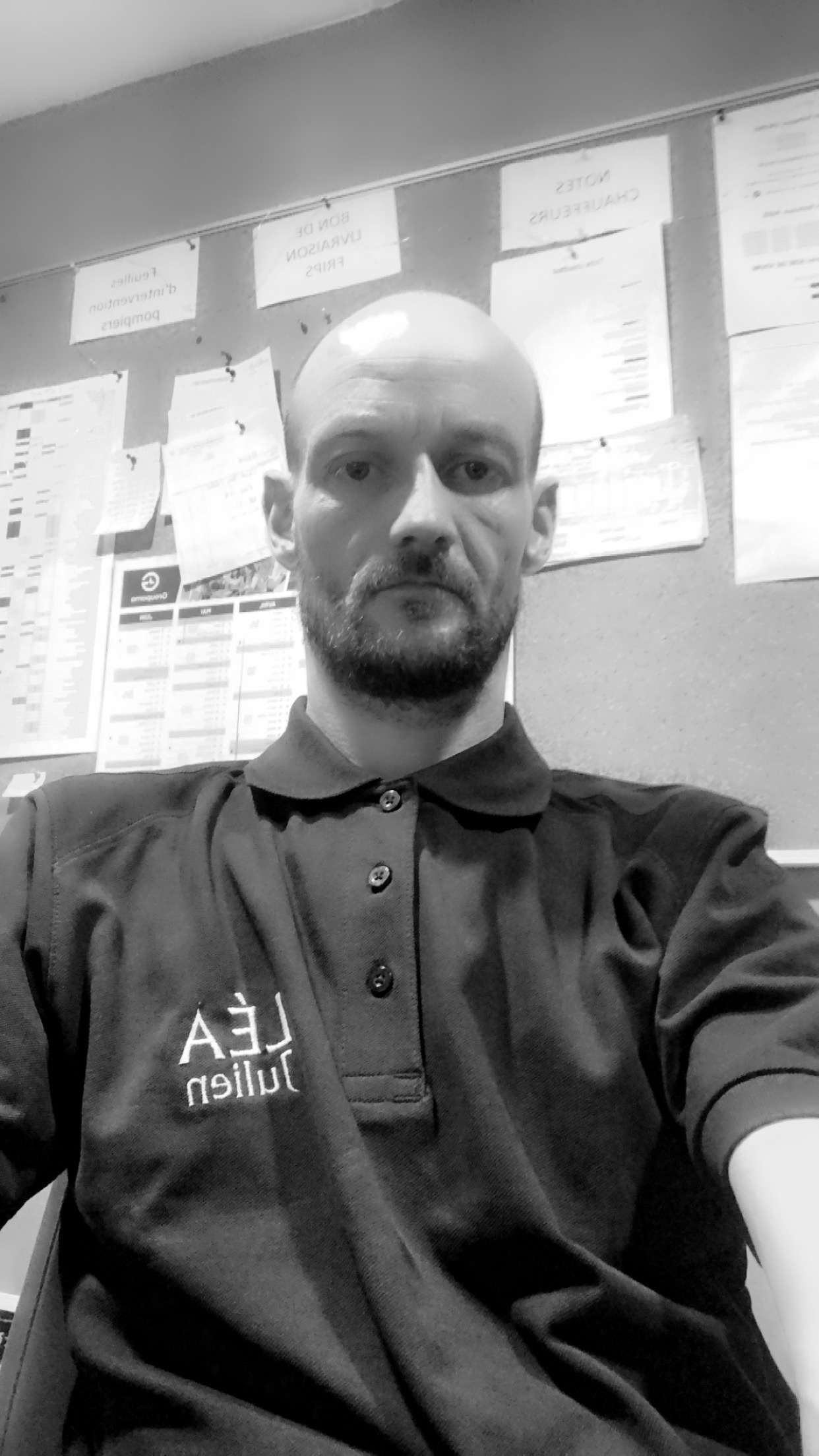 Profil de Niko, 39 ans, Rencontre Amicale à Champfèr