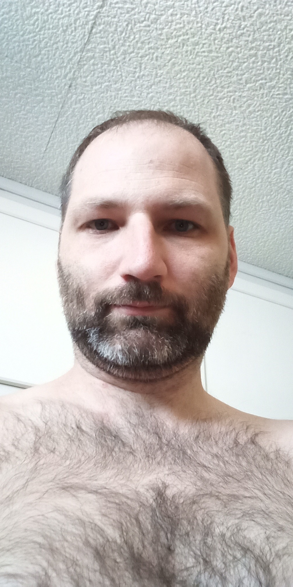 Profil de Stelio, 37 ans, Rencontre Amicale à Sufers