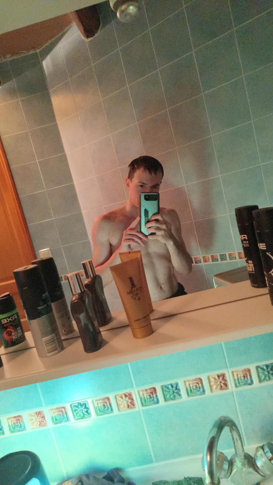 Profil de Léo, 25 ans, Rencontre Amicale à Jonen