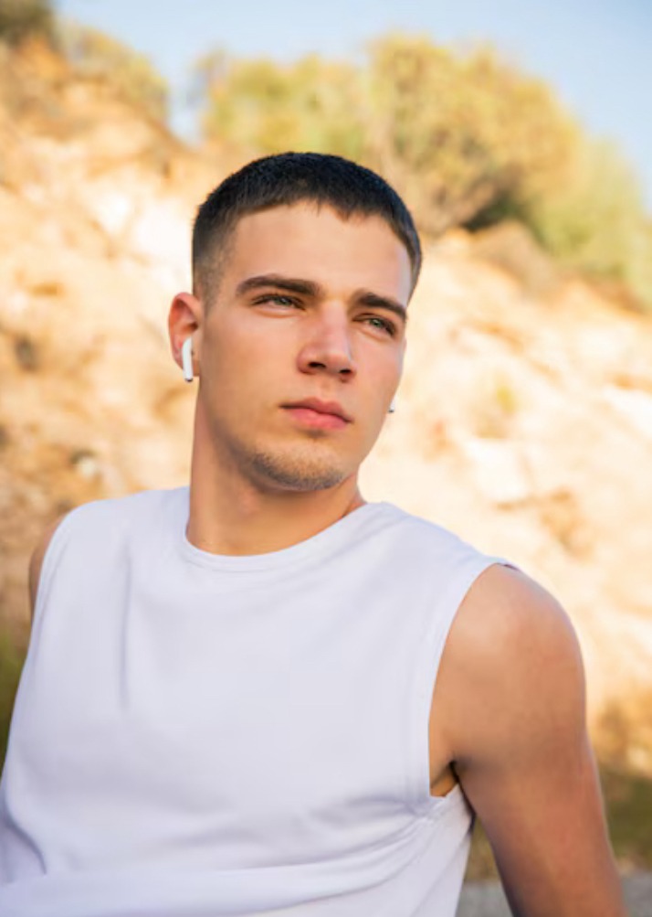 Profil de Selian, 24 ans, Rencontre Amicale à Granges SO