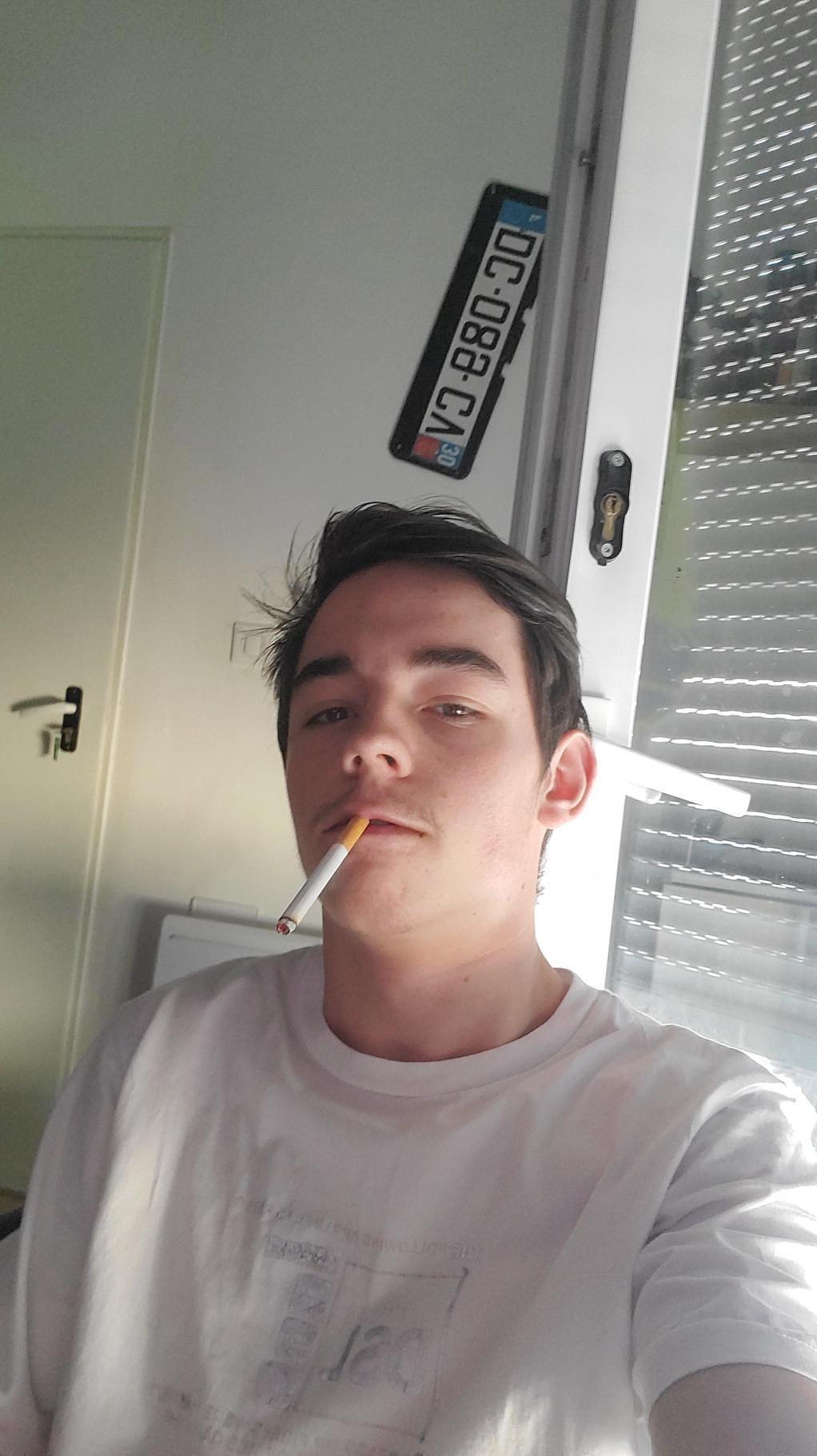 Profil de Giovani, 23 ans, Rencontre Amicale à Villette (Lavaux)